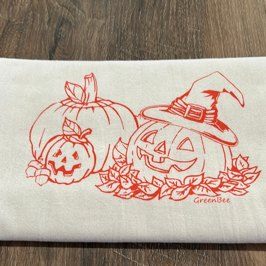 Jack-O-Lantern Tea Towel.  100% Cotton.  Length-18.5" Width-27.25"  Green Bee Towels