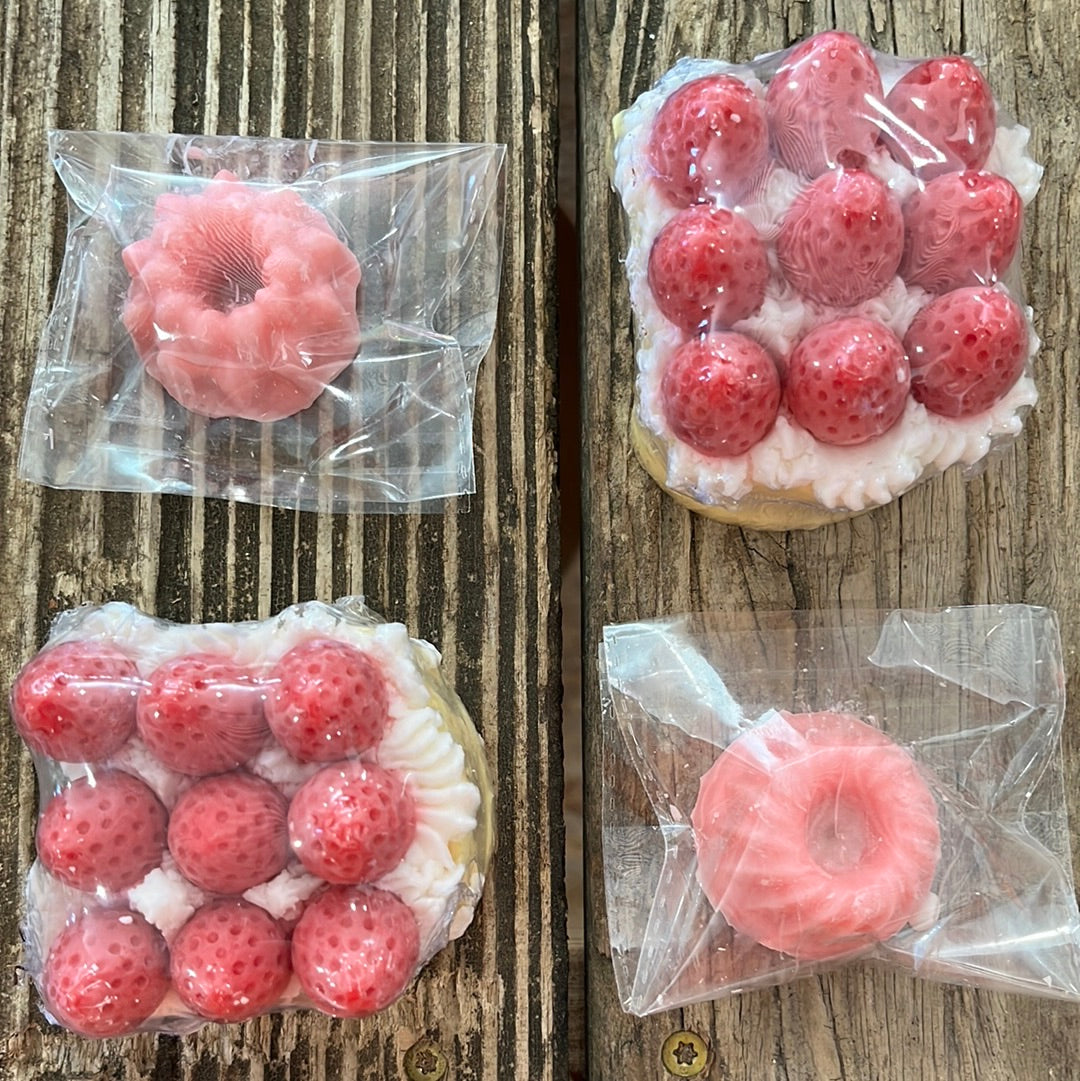 Strawberry Shortcake Bakery Box Soy Wax Melts.