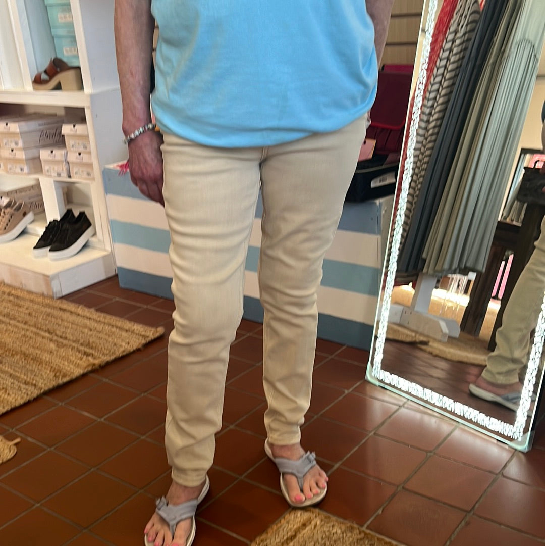 Judy Blue Hi Waist Tummy Control Jeans in Bone