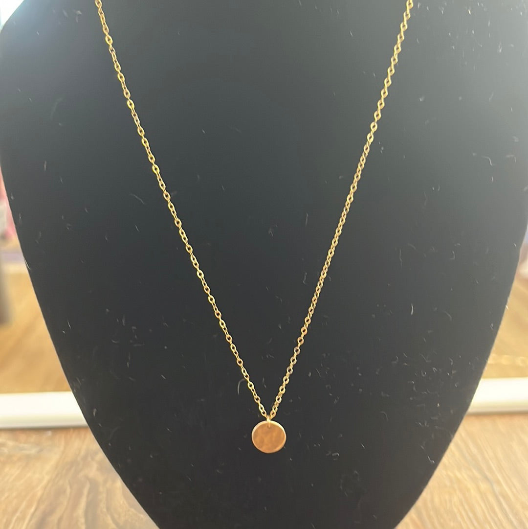 14k Gold filled hammered disc necklace. 3/8" diameter