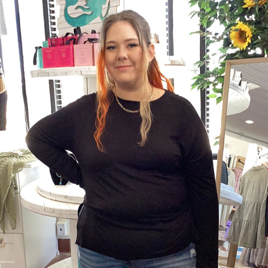 Curvy, Long Sleeve Raglan Detail Top. Black. Available in Sizes 1X-3X